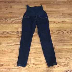 Indligo Blue Skinny maternity jeggings!!